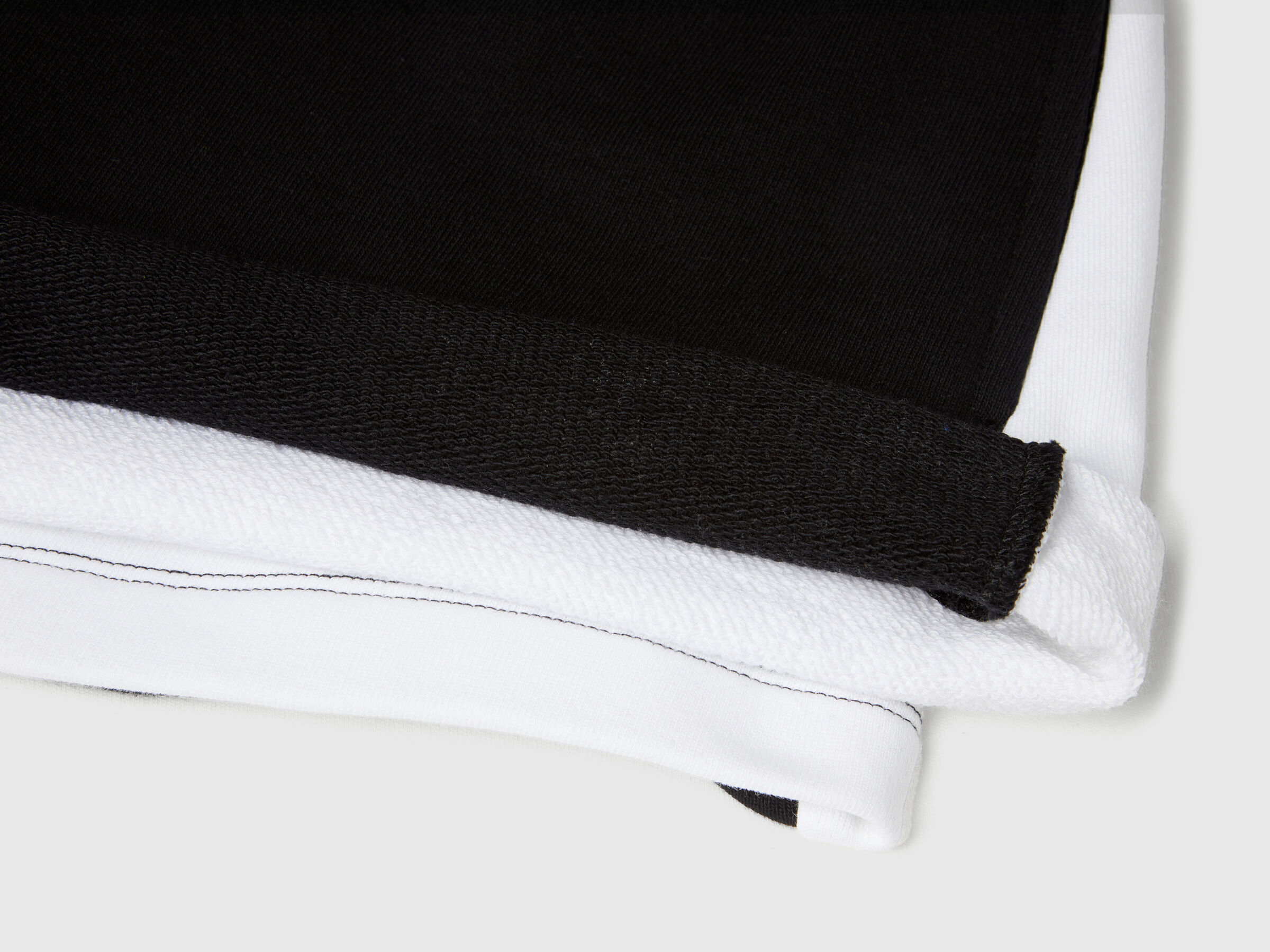 BERMUDA Niña image number 3